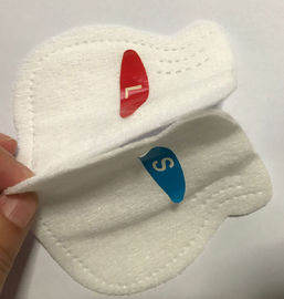 使い捨て可能な赤ん坊プロダクト負傷のために快適な新生の赤ん坊の手袋は防ぎます サプライヤー